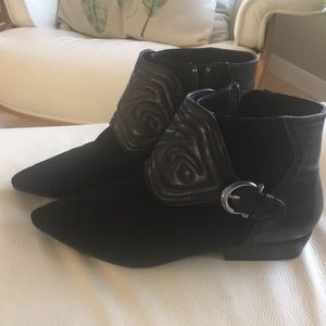 Zara woman leather booties size 8